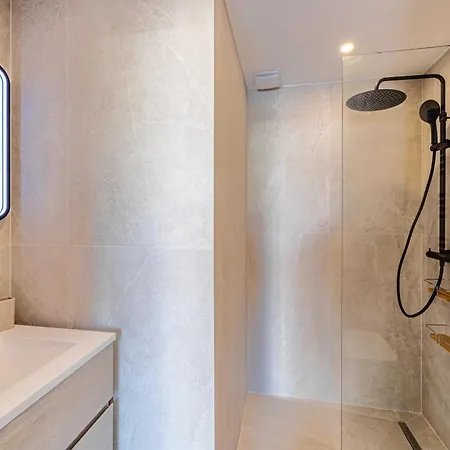 Апартаменты Harmony With Private Terrace - Near Croisette *